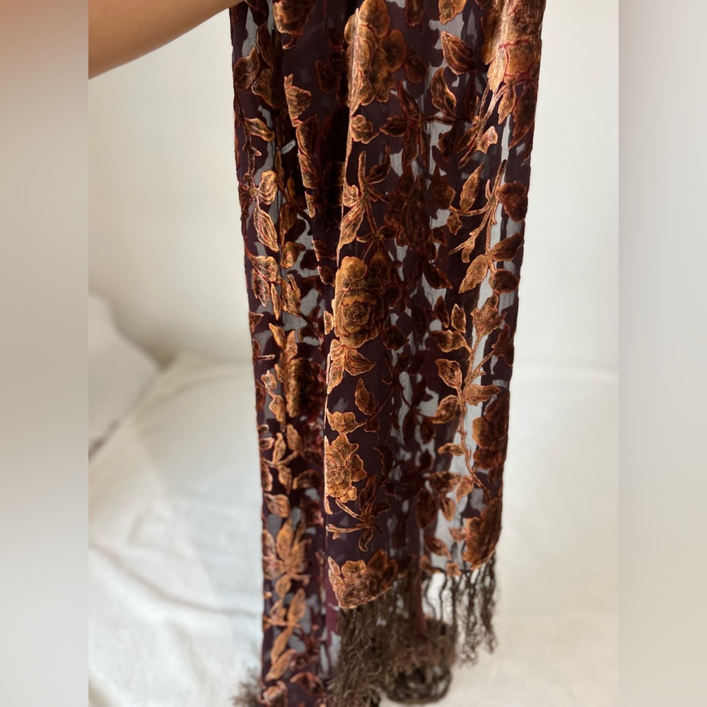 See-through floral scarf/wrap - Picture 9 of 9